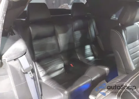 2013 Ford Mustang V6 Premium from USA, damaged, VIN 1ZVBP8EM0D5250164